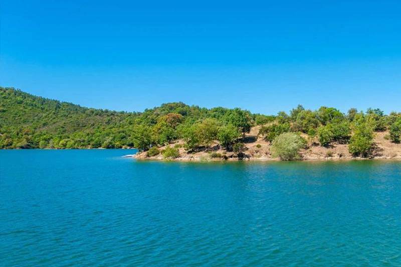 Lac de Saint-Cassien